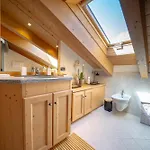 Adda - Mansarda Con Garage Privato A 900m Dal Centro Di Apartamento