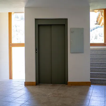 Lägenhet Adda - Mansarda Con Garage Privato